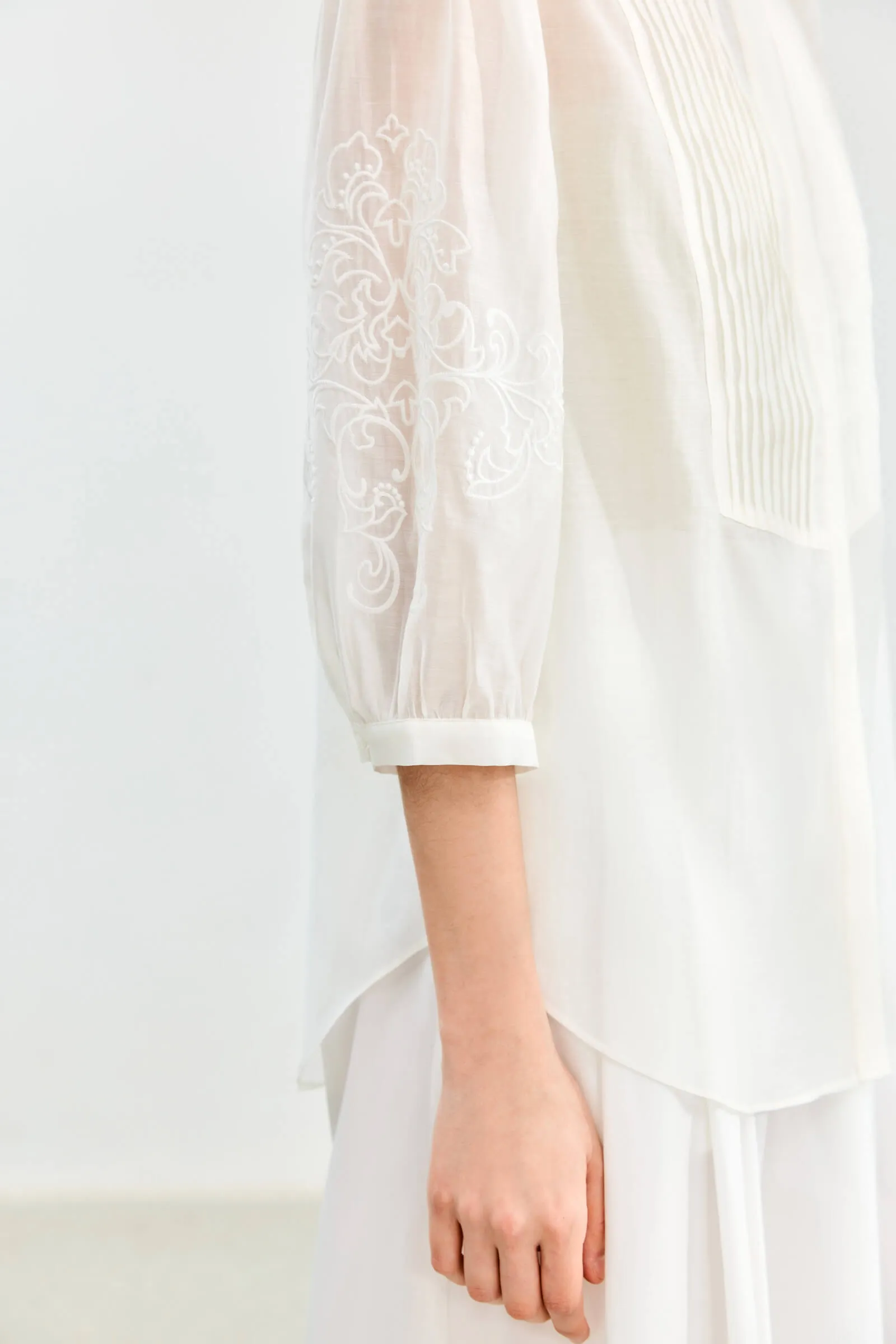 LILY Embroidered Shirt