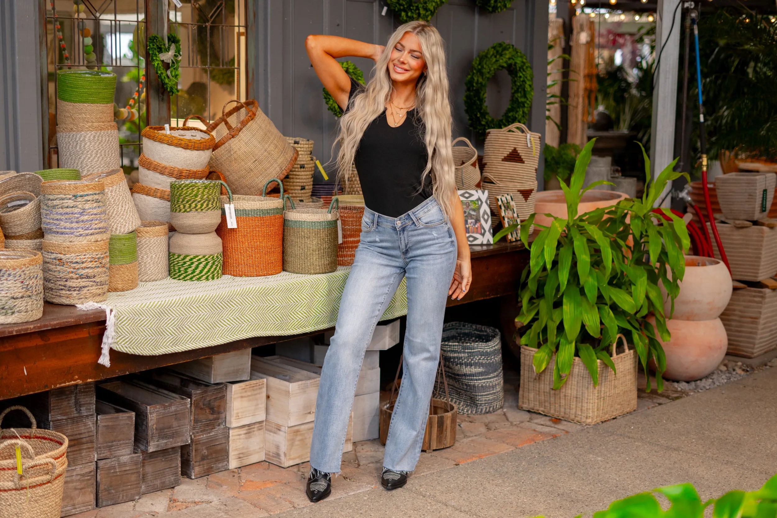 V Waist Band High Rise Straight Fit